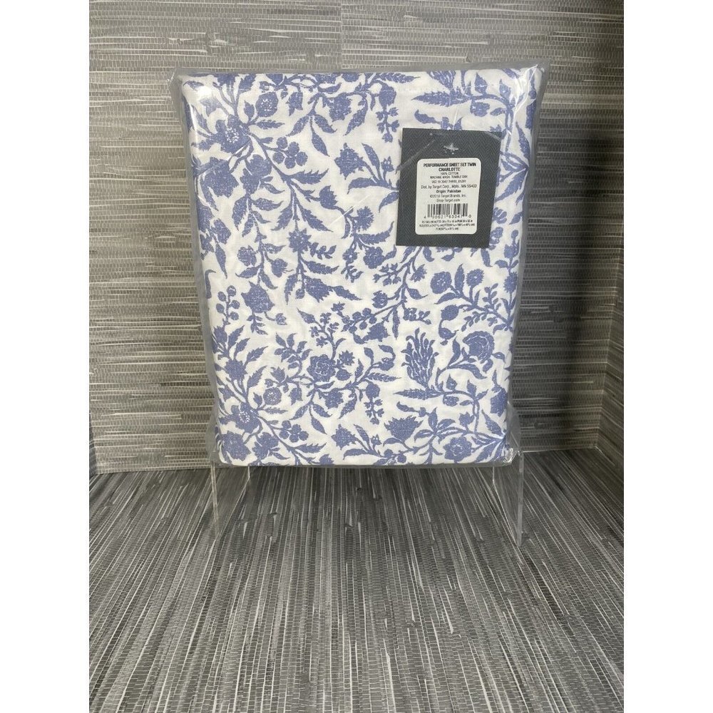 Threshold Twin Charlotte Floral Print Cotton Performance Sheet Set, Blue